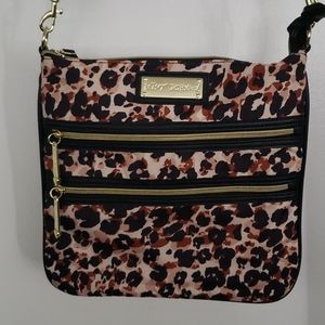 Crossbody bag